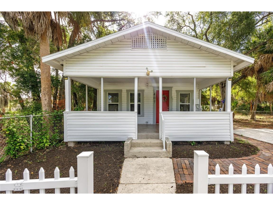407 Lincoln Avenue Tarpon Springs FL 34689 U8249737 image1