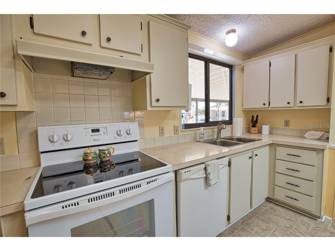 407 Madonna North Port FL 34287 TB8373465 image11