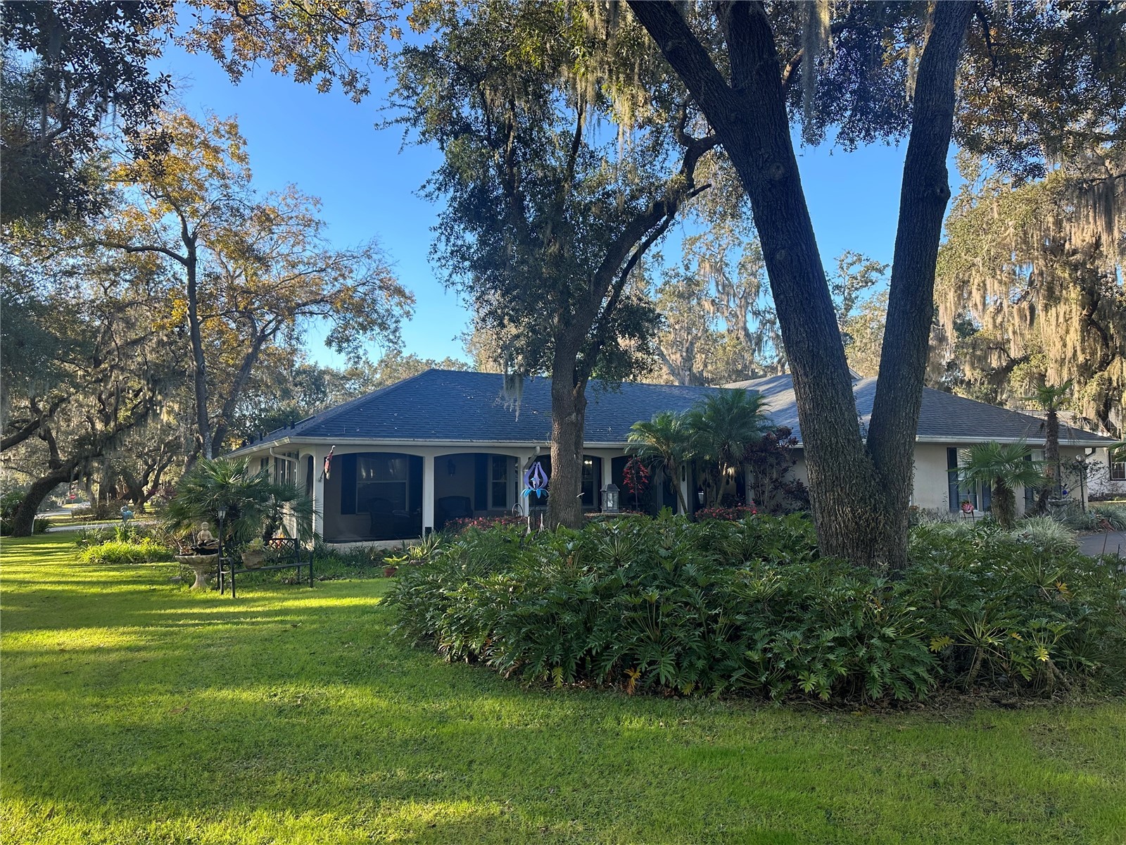 407 Mission Lane Howey In The Hills FL 34737 J999103 image1
