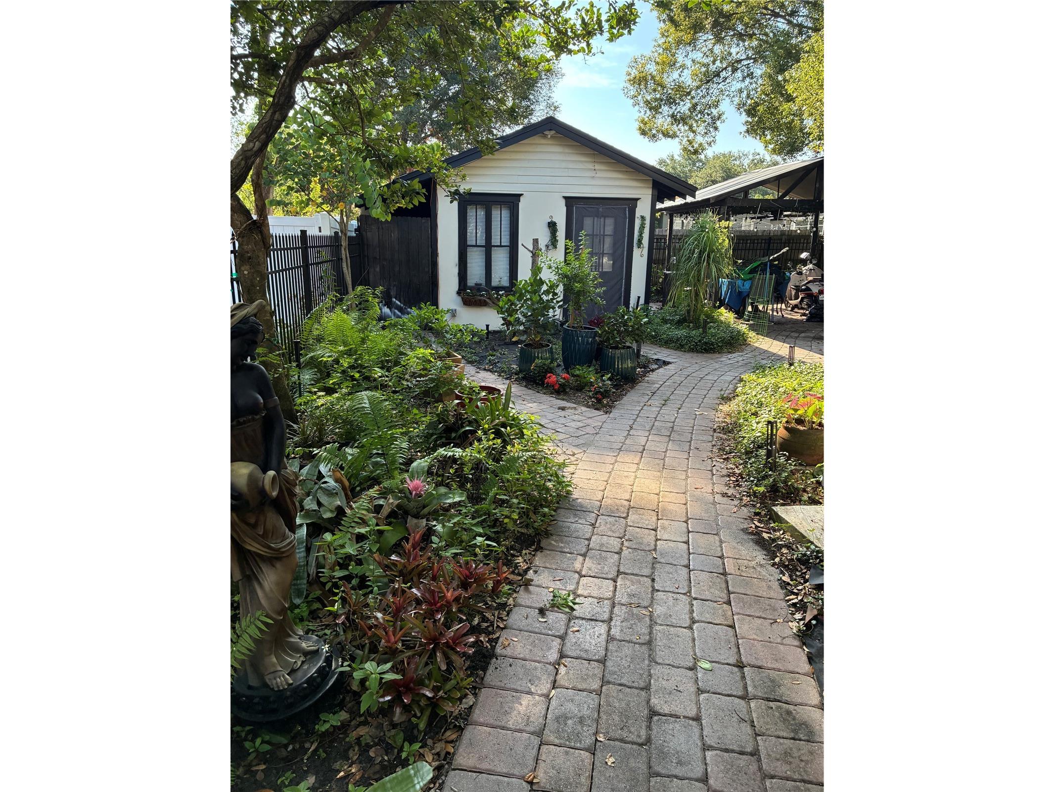 407 N Shine Avenue Orlando FL 32803 O6421142 image1