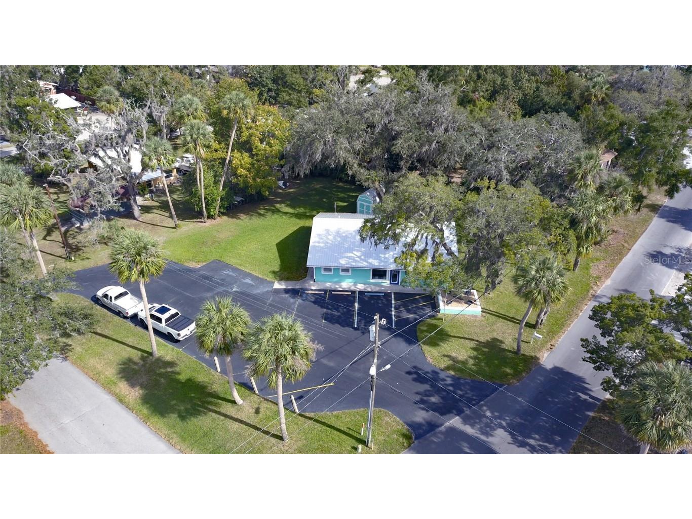 407 NE 1st Street Crystal River FL 34429 TB8318908 image1