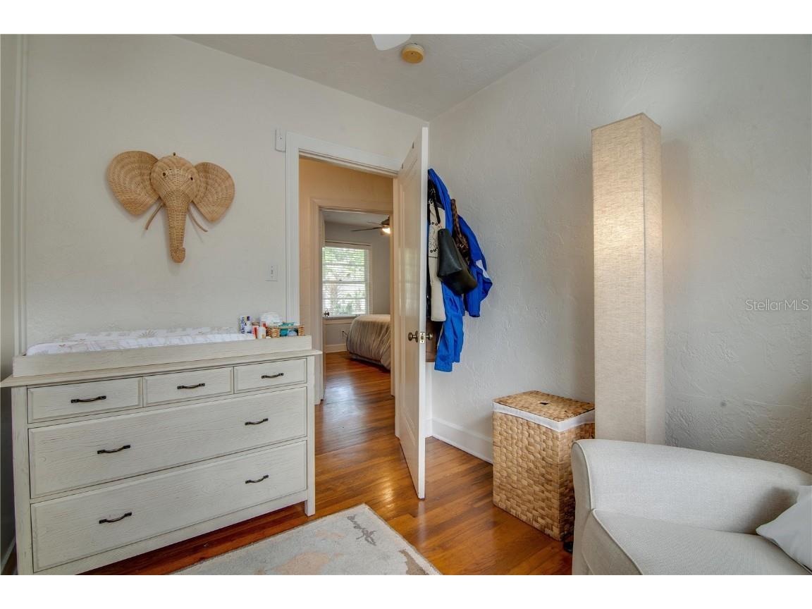 407 NE 8th Street Gainesville FL 32601 GC535267 image10