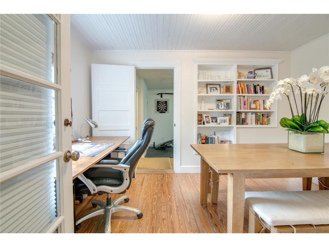 407 NE 8th Street Gainesville FL 32601 GC535267 image16