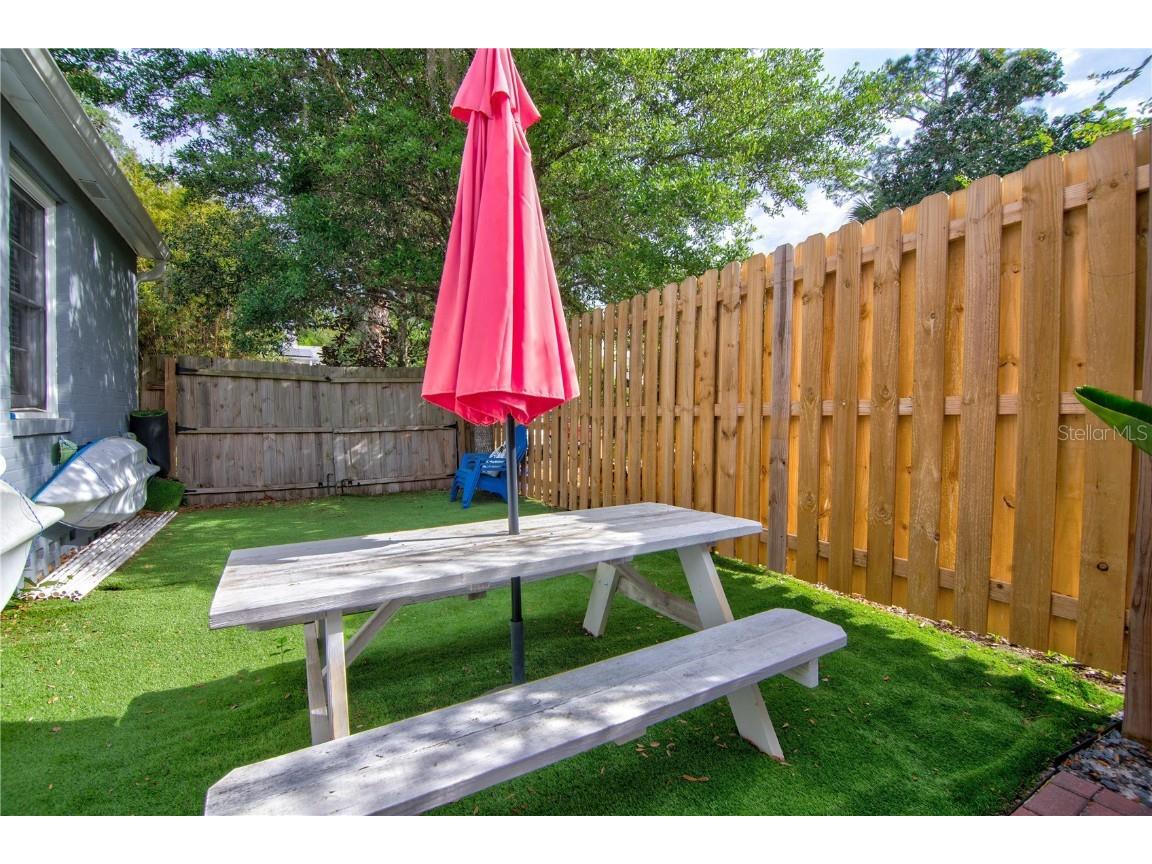 407 NE 8th Street Gainesville FL 32601 GC535267 image30