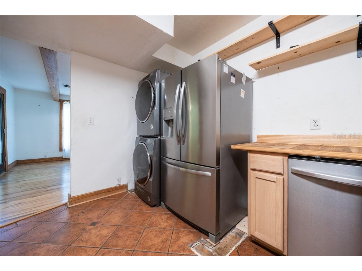 407 NW 8th Street Gainesville FL 32601 GC531968 image19