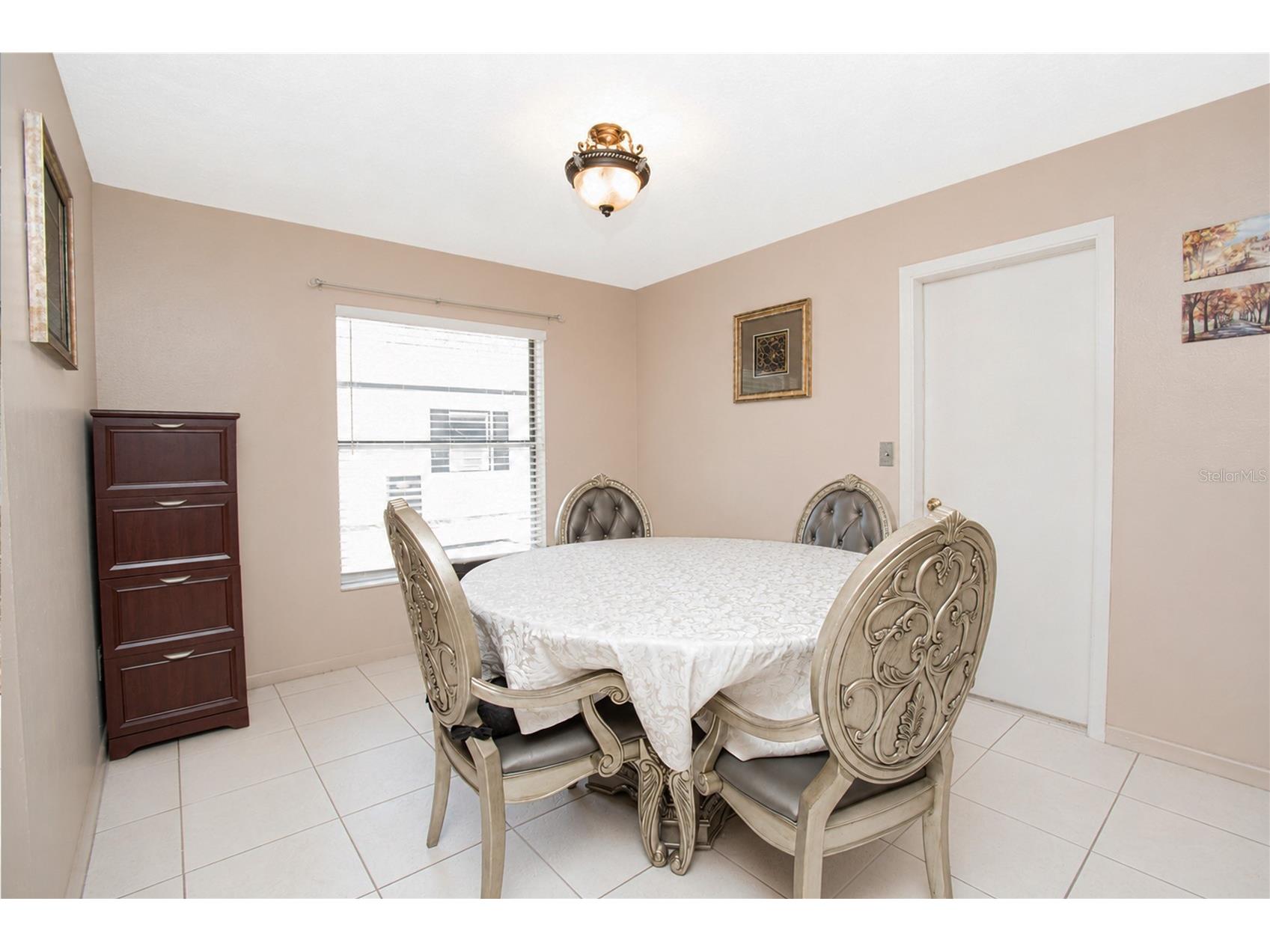 407 Para Avenue Kissimmee FL 34741 O6411629 image6
