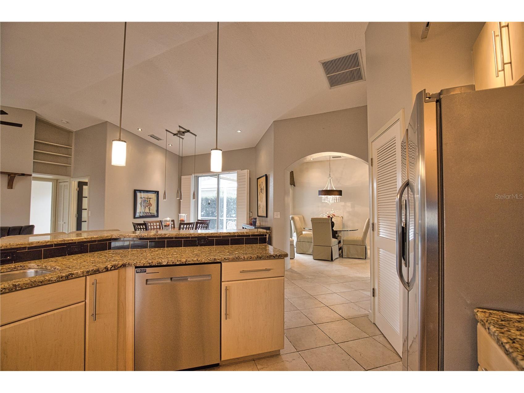 407 Rio Terra Venice FL 34285 N6143454 image11