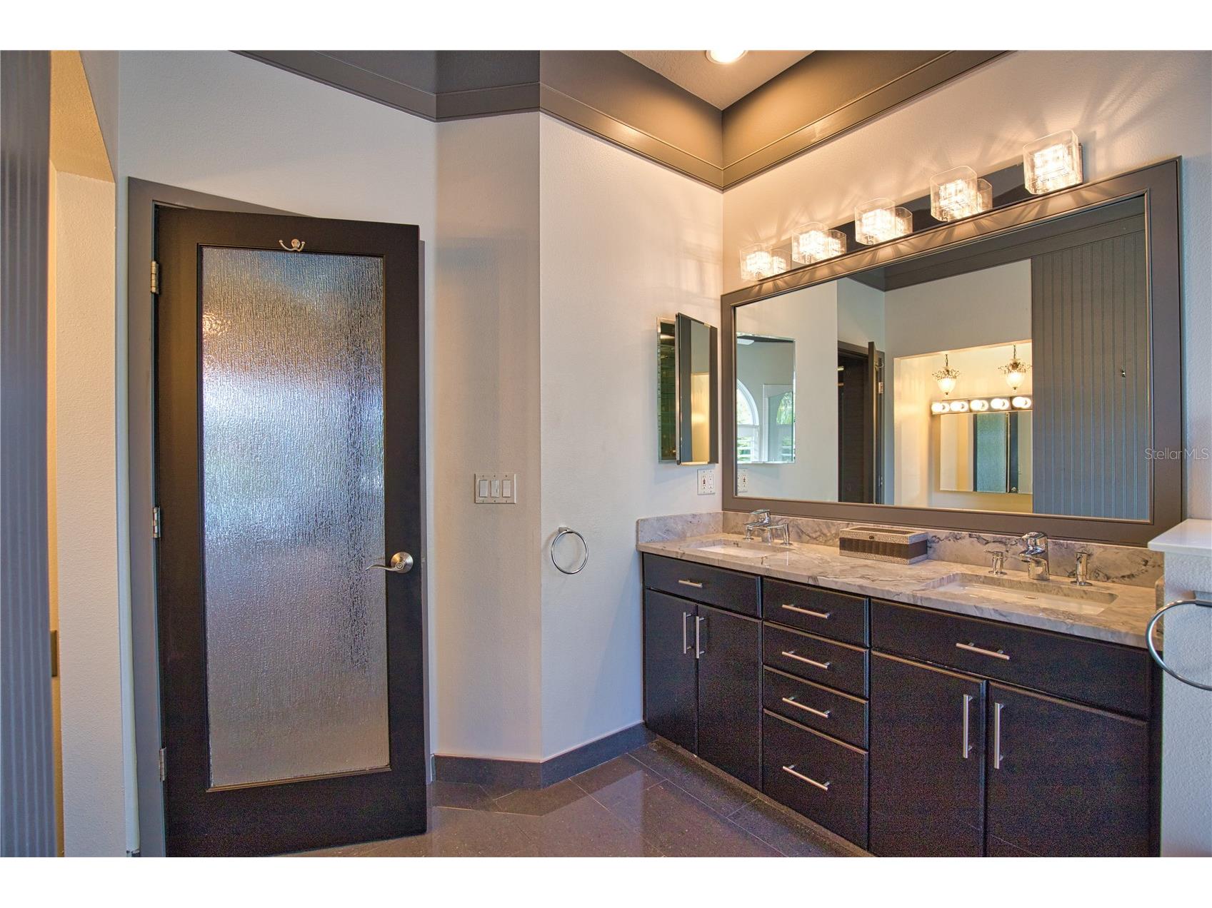 407 Rio Terra Venice FL 34285 N6143454 image16