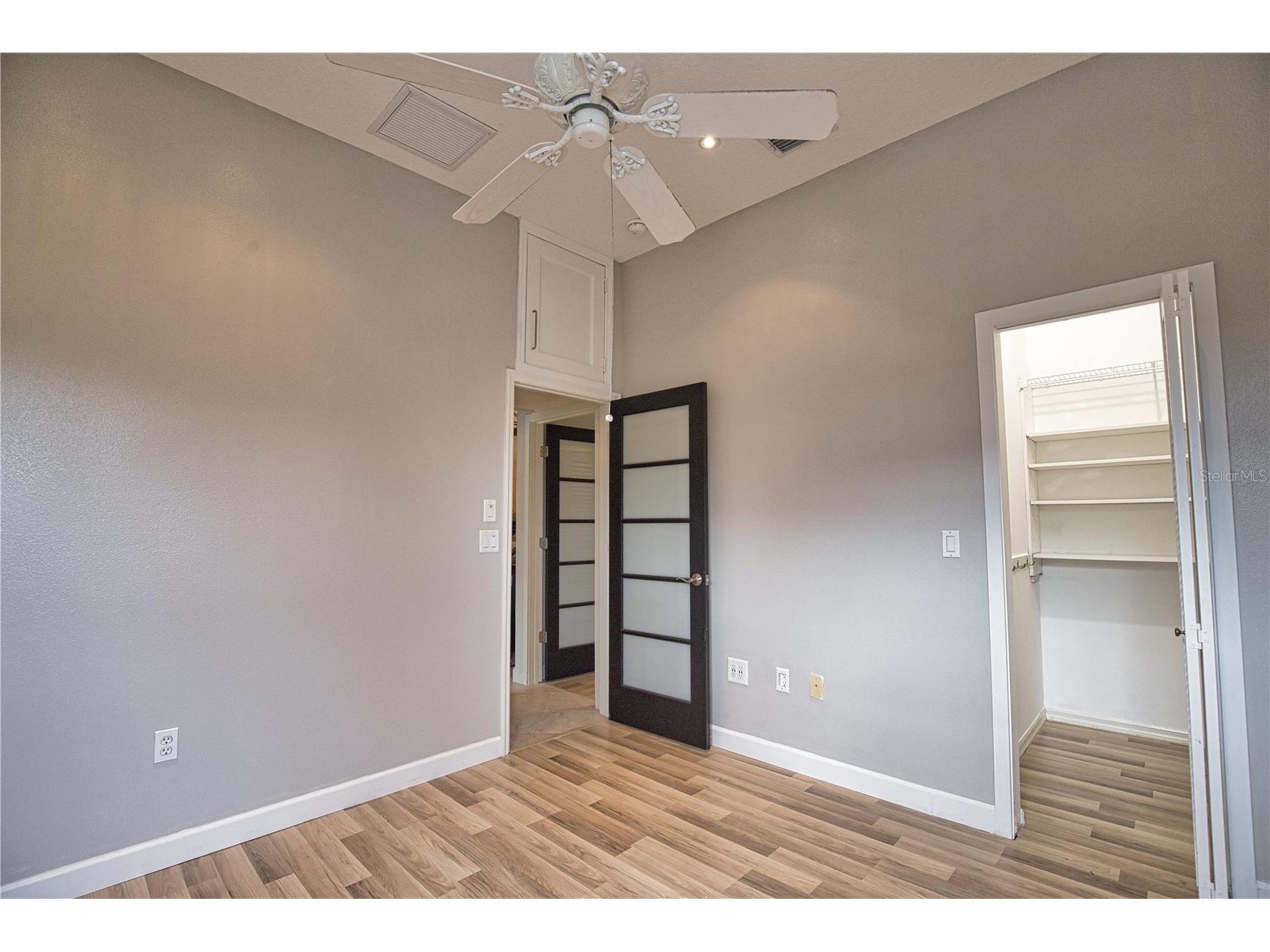 407 Rio Terra Venice FL 34285 N6143454 image20