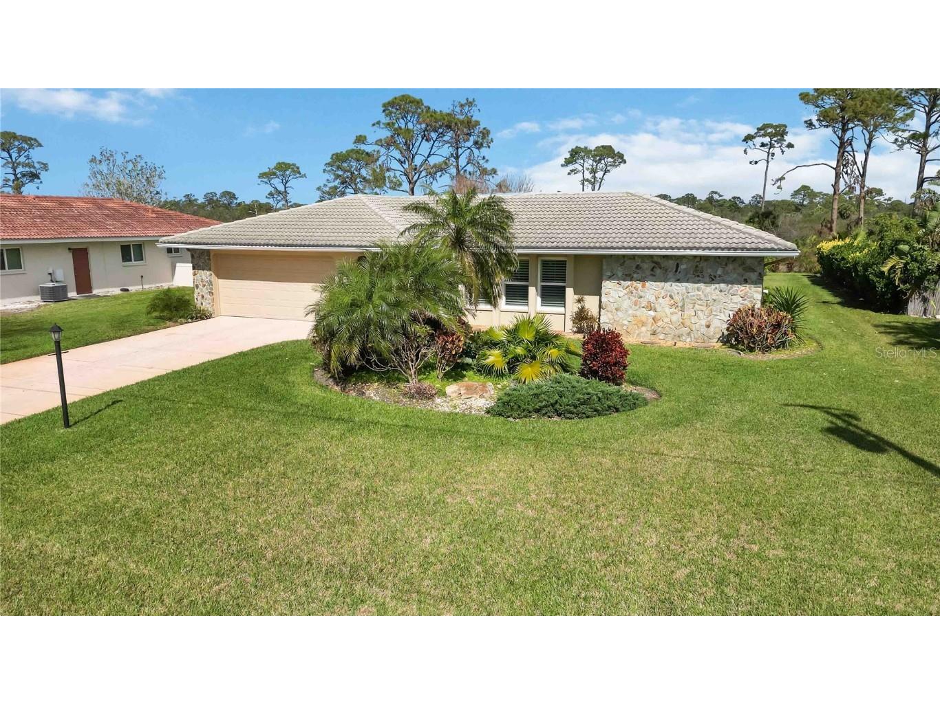 407 Rubens Drive Nokomis FL 34275 N6137065 image1
