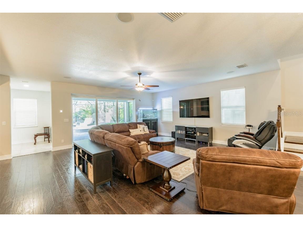 407 S Tampania Avenue Tampa FL 33609 TB8450034 image11