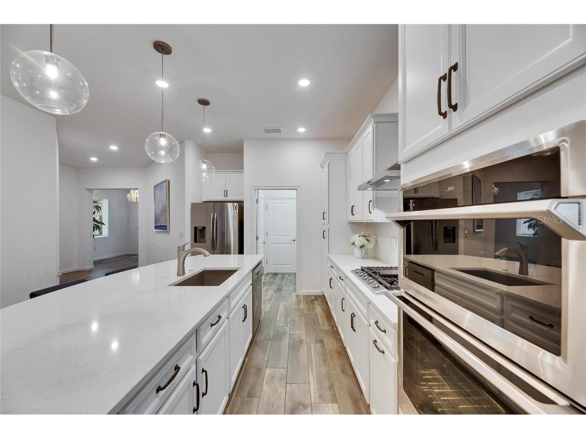 407 Sandsend Court Apollo Beach FL 33572 TB8358655 image12