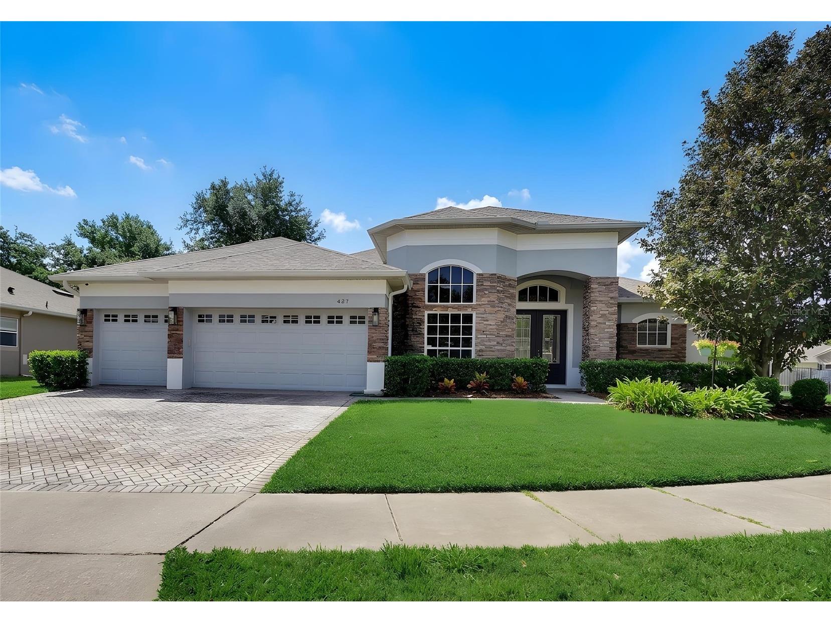 407 Thoroughbred Way Deland FL 32724 V4948176 image1