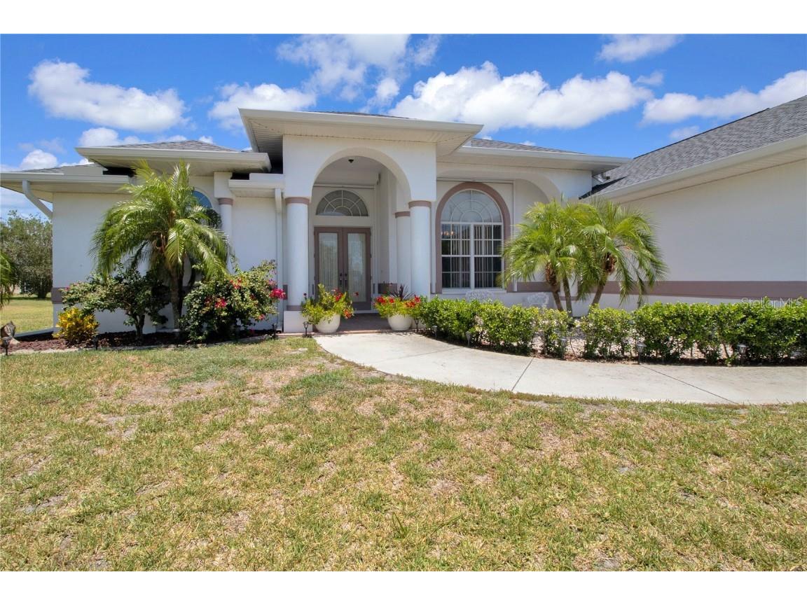 407 Vitorio Street Punta Gorda FL 33983 C7475784 image1