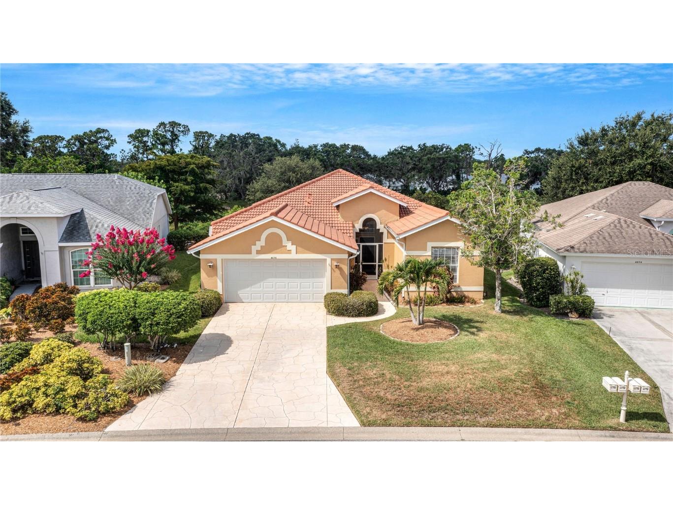 4070 Westbourne Circle Sarasota FL 34238 A4576662 image1