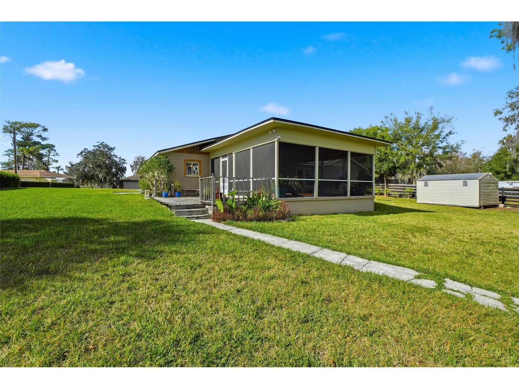 40700 Long Island Drive Umatilla FL 32784 G5106149 image34