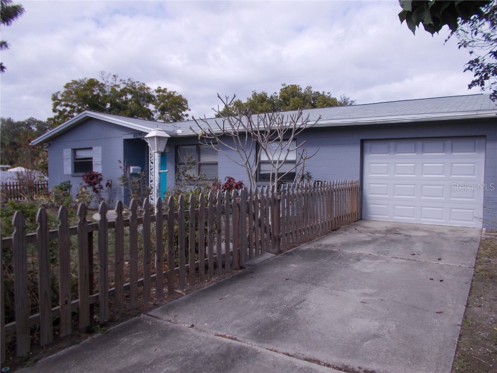 4071 34th Avenue N Saint Petersburg FL 33713 U8225242 image1