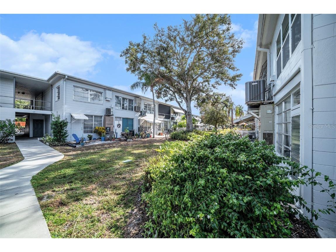 4071 55th Way N #1051 Kenneth City FL 33709 TB8451973 image25