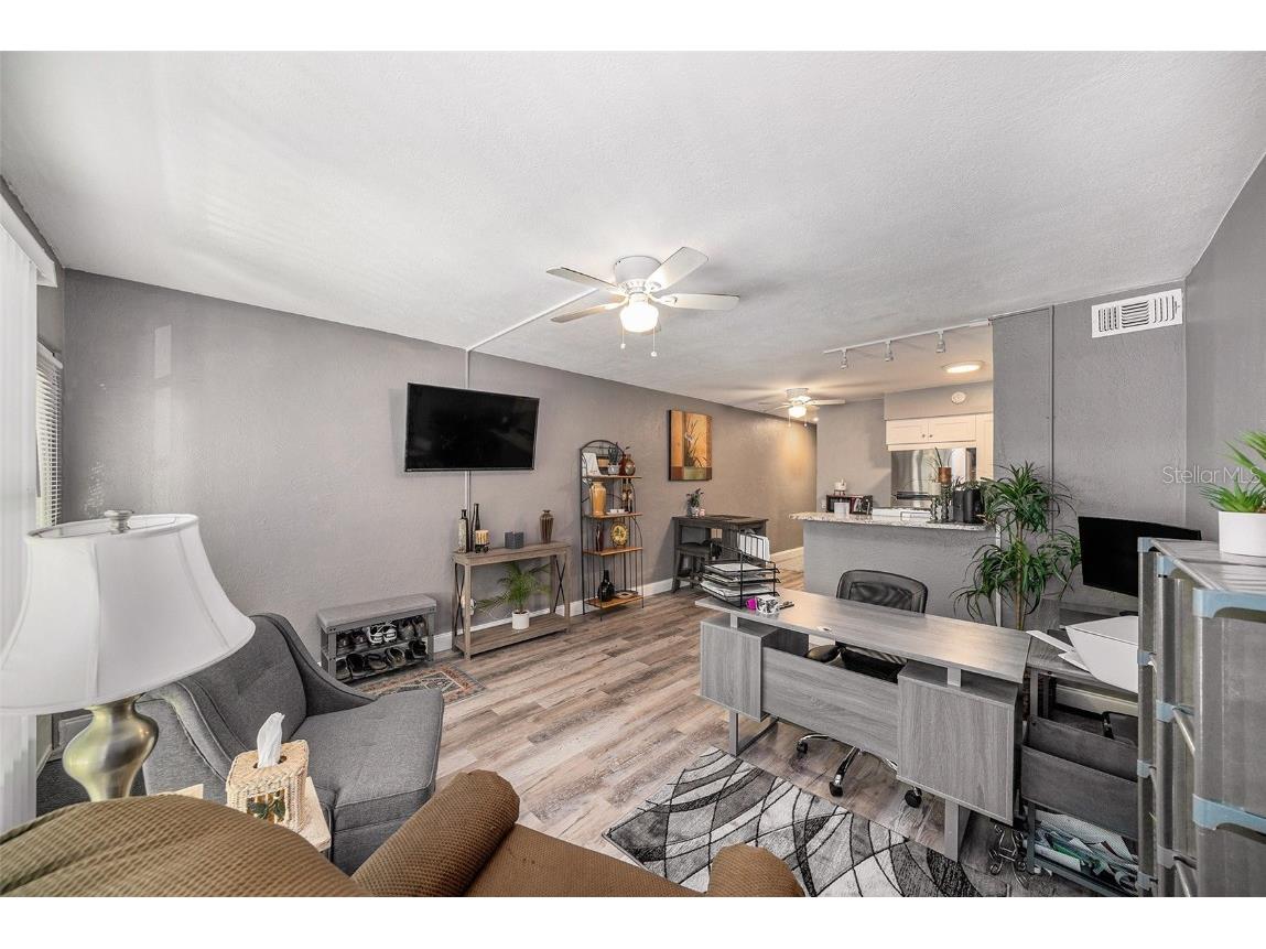 4071 55th Way N #1051 Kenneth City FL 33709 TB8451973 image8