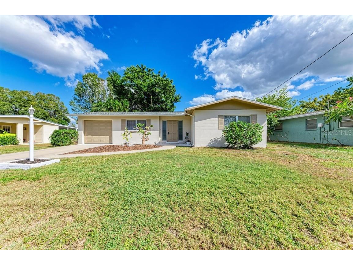 4071 Asbury Place Sarasota FL 34233 A4587675 image1