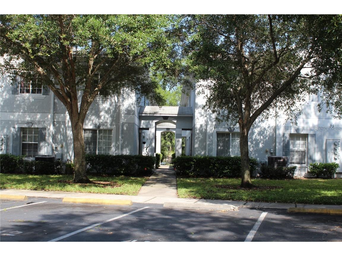 4071 Dolphin Drive Tampa FL 33617 T3524941 image1