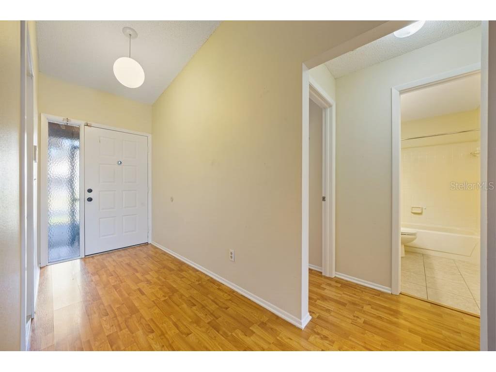 4071 Shoreside Circle Tampa FL 33618 TB8463752 image3