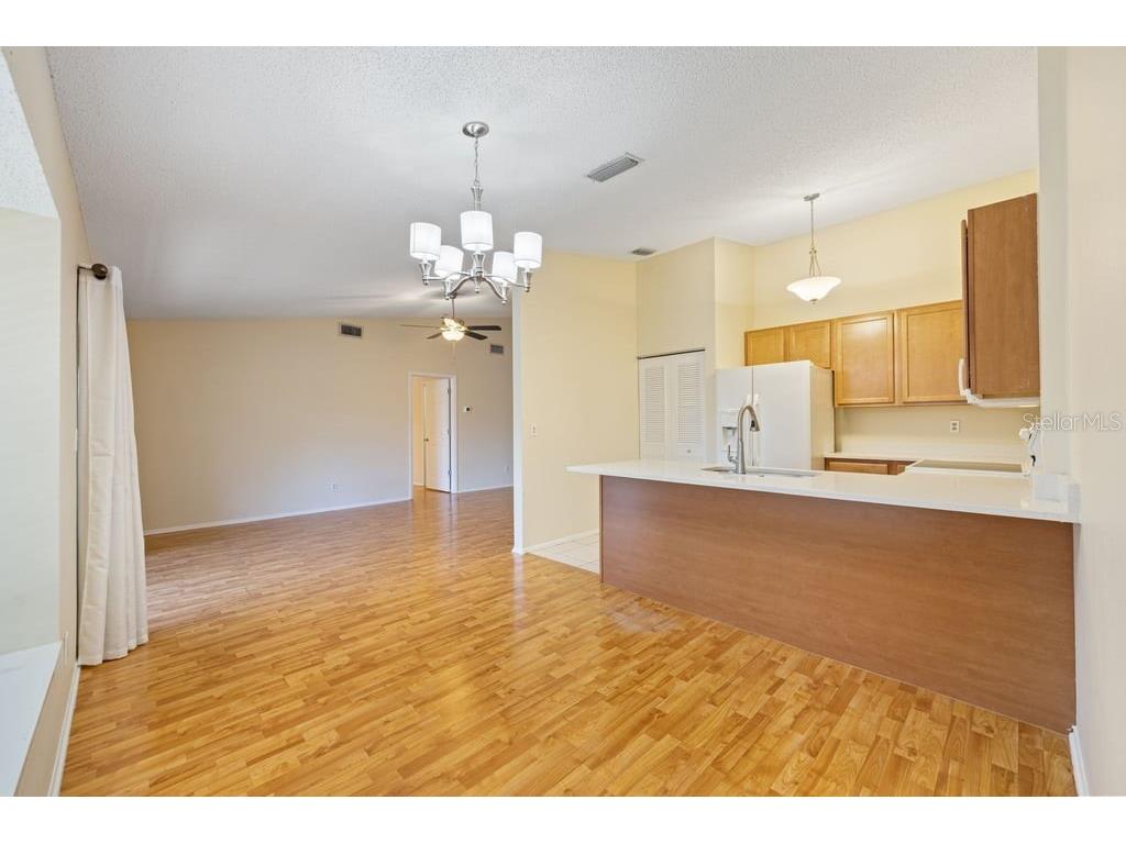 4071 Shoreside Circle Tampa FL 33618 TB8463752 image8
