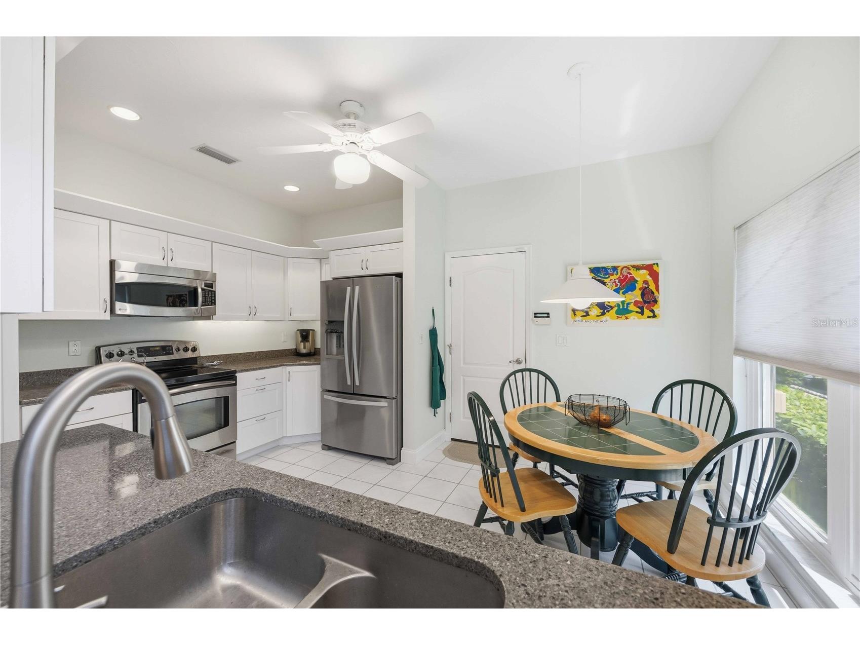 4072 Jardin Lane Sarasota FL 34238 A4691297 image10