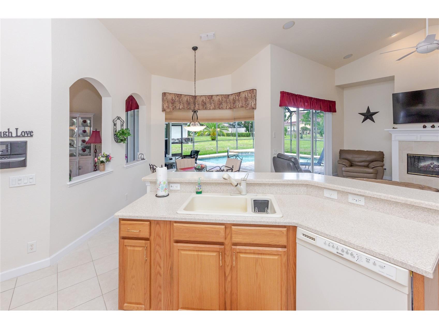 4072 Misty View Drive Spring Hill FL 34609 W7886049 image15