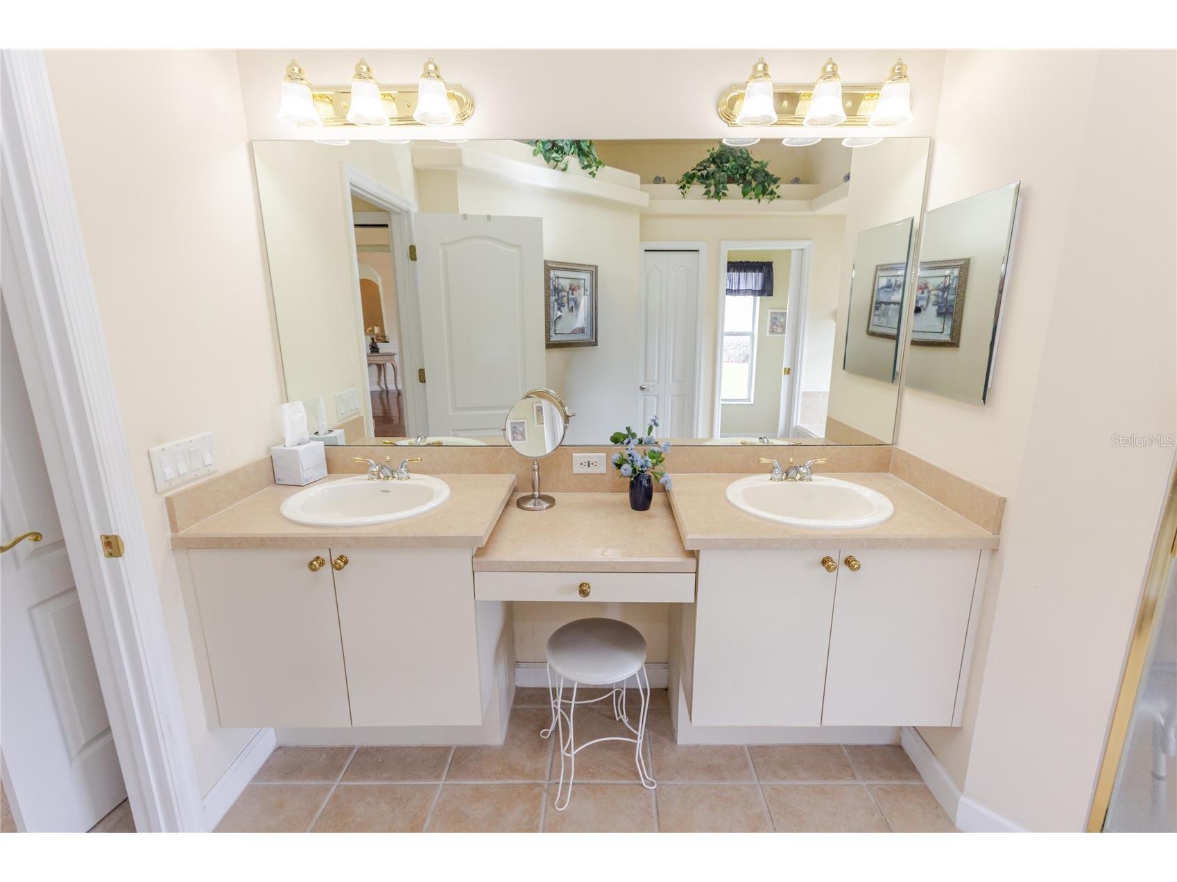 4072 Misty View Drive Spring Hill FL 34609 W7886049 image26