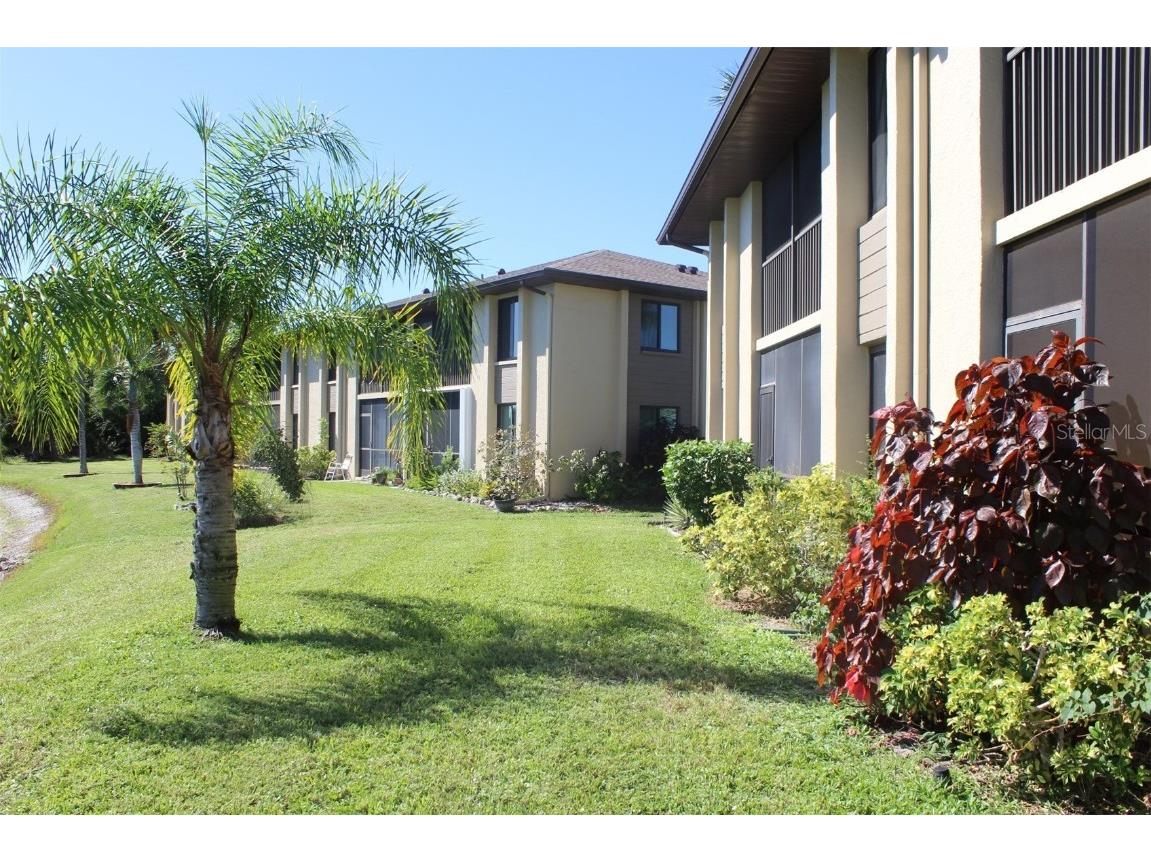 4072 Oakview Drive #C5 Punta Gorda FL 33980 C7516231 image3