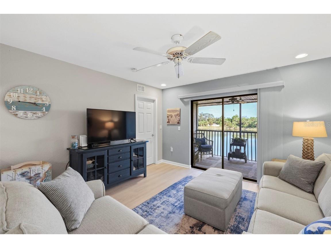 4072 Oakview Drive #C8 Punta Gorda FL 33980 D6140441 image9