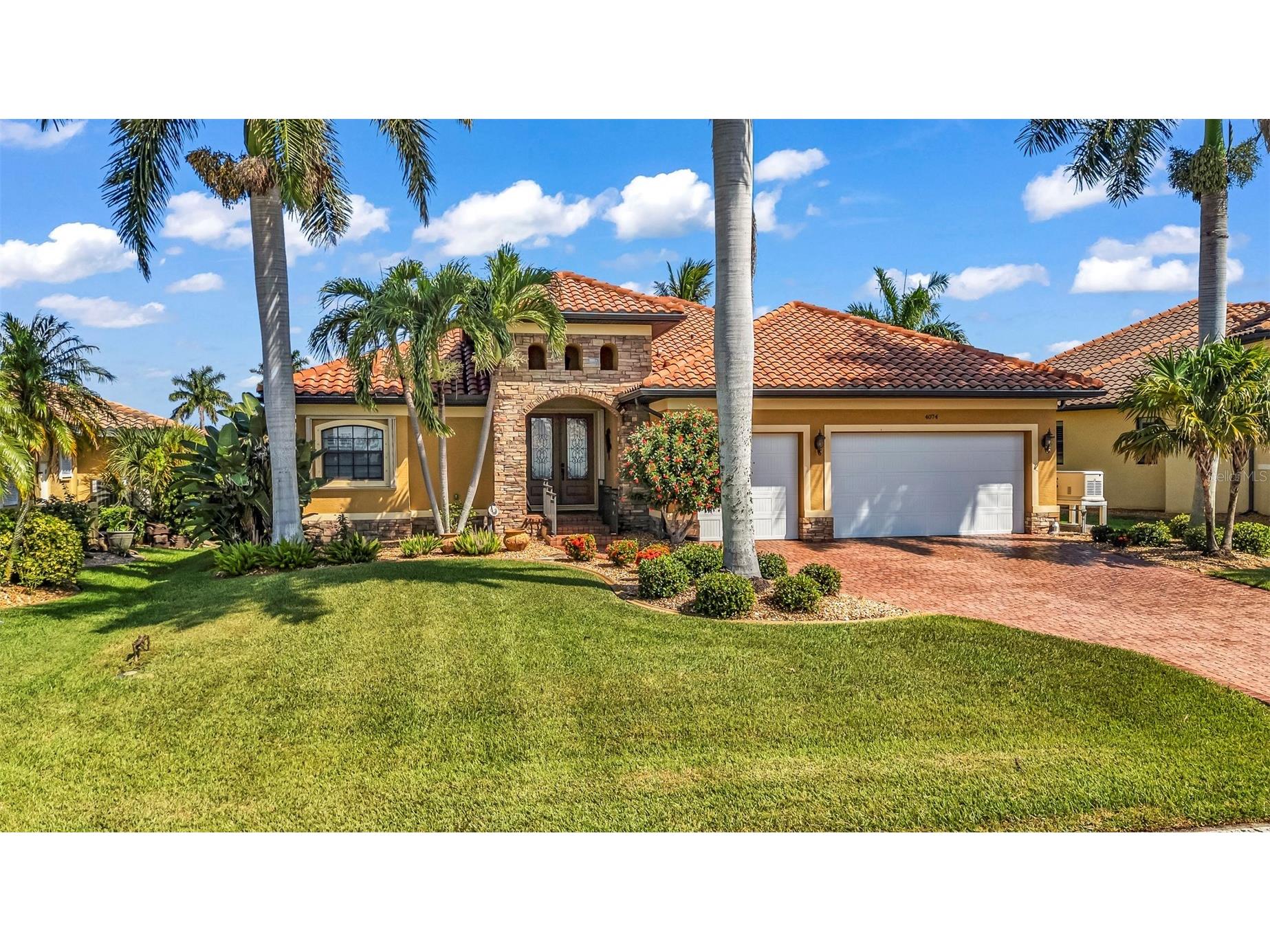 4074 La Costa Island Court Punta Gorda FL 33950 C7526810 image1