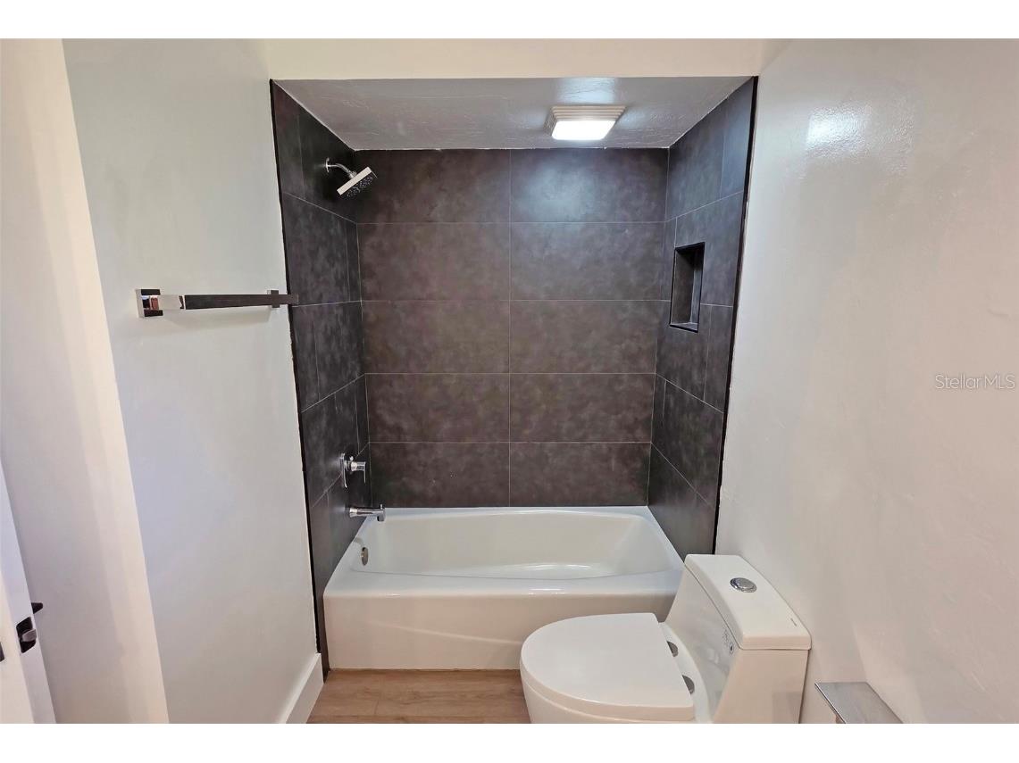 4074 Redbird Circle Sarasota FL 34231 A4658582 image27