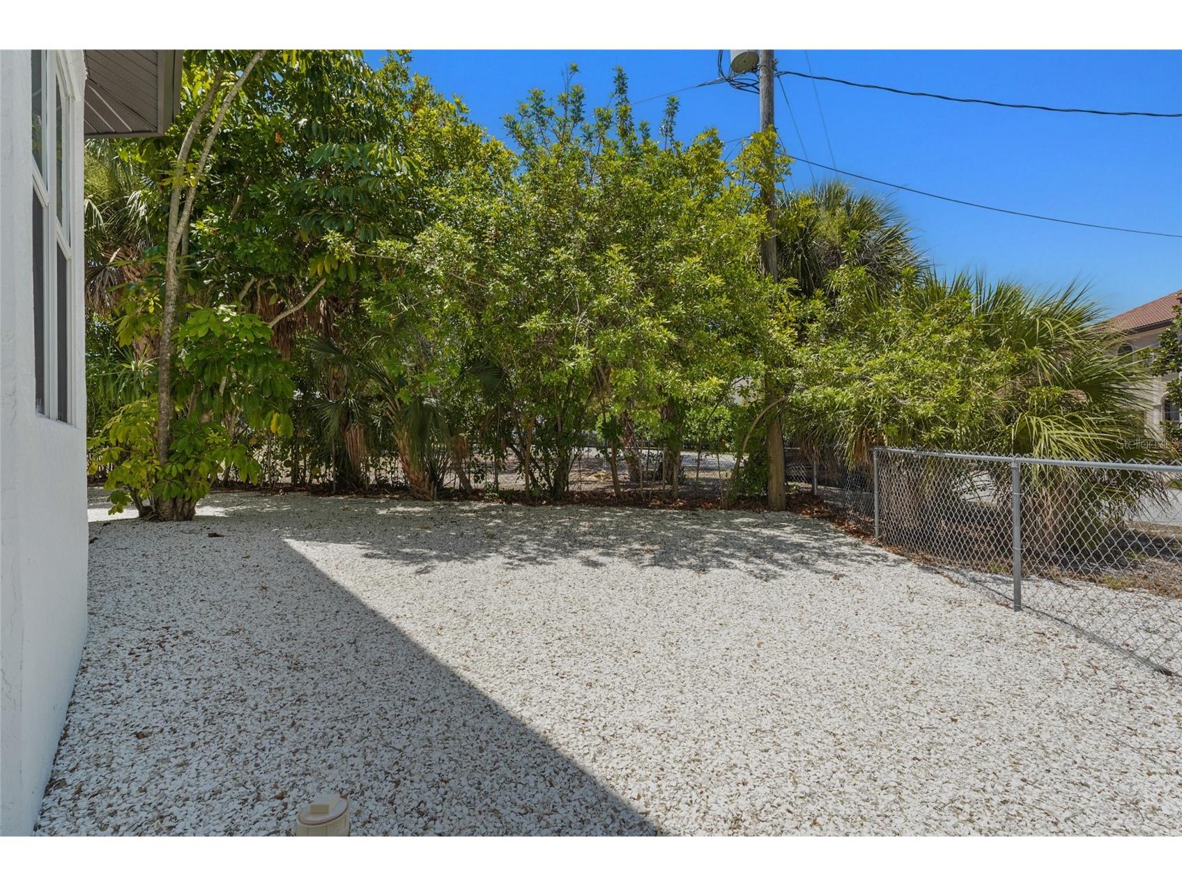 4074 Redbird Circle Sarasota FL 34231 A4696502 image60
