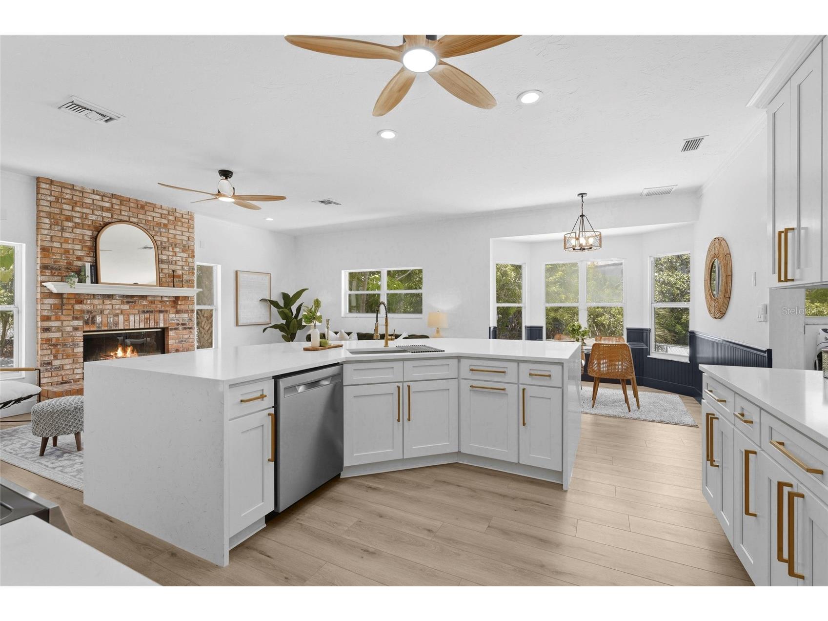 4074 Redbird Circle Sarasota FL 34231 A4696502 image7