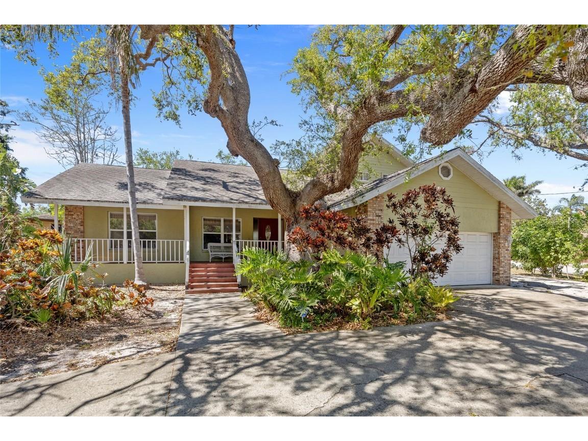 4074 Redbird Circle Sarasota FL 34231 C7507004 image1