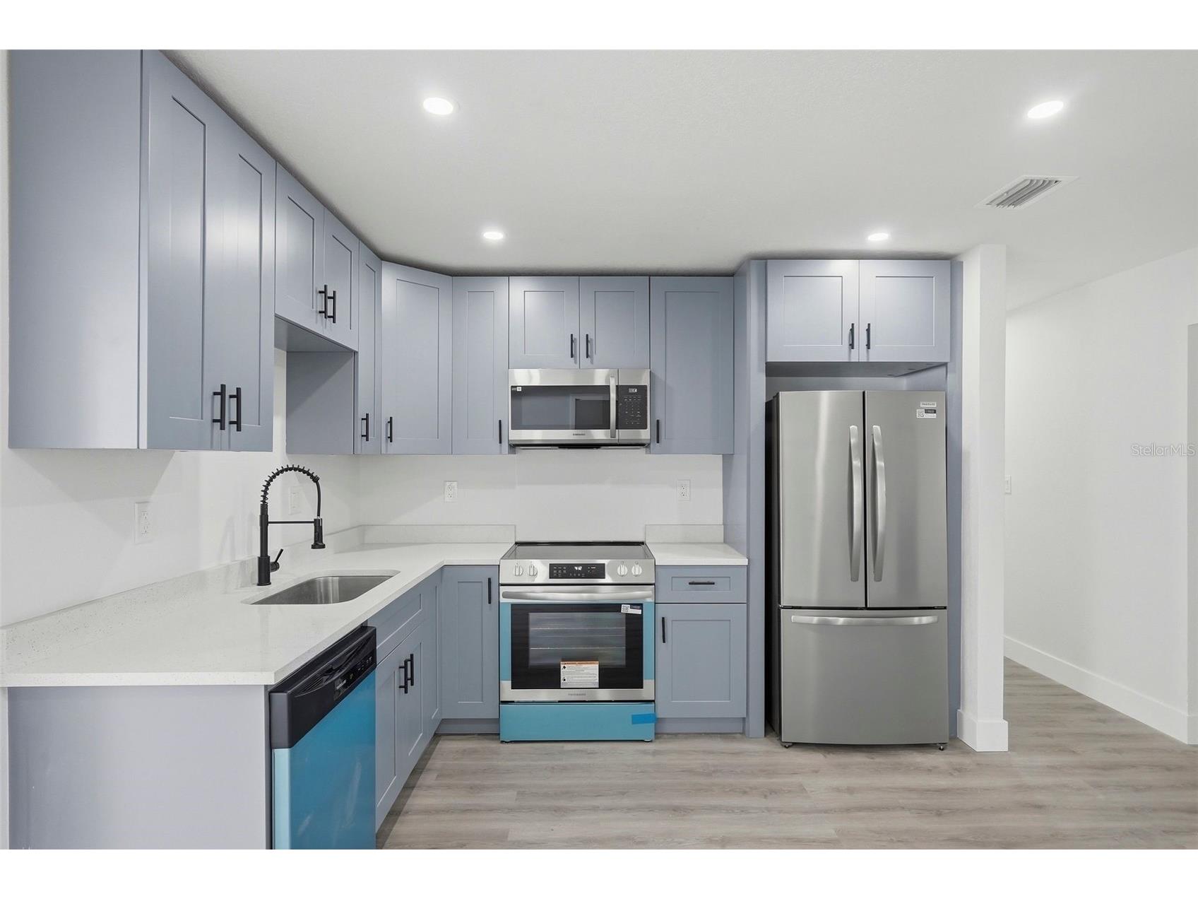 4075 38th Avenue N Saint Petersburg FL 33713 TB8497767 image11