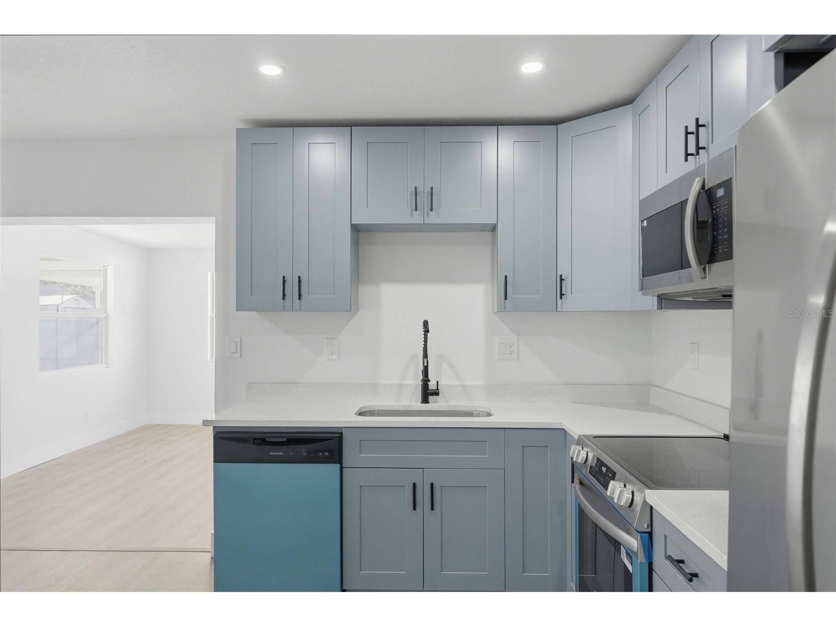 4075 38th Avenue N Saint Petersburg FL 33713 TB8497767 image12