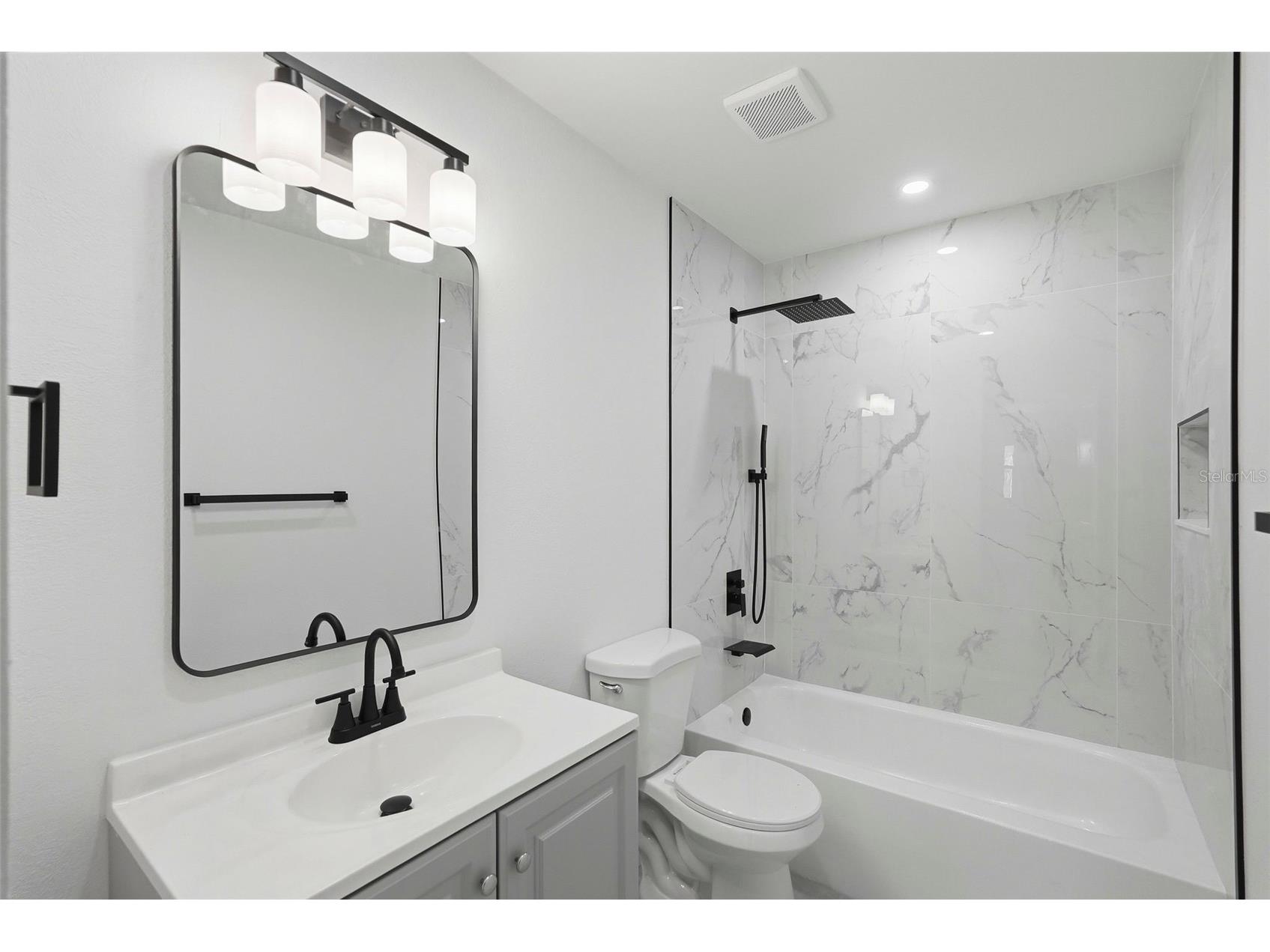 4075 38th Avenue N Saint Petersburg FL 33713 TB8497767 image13