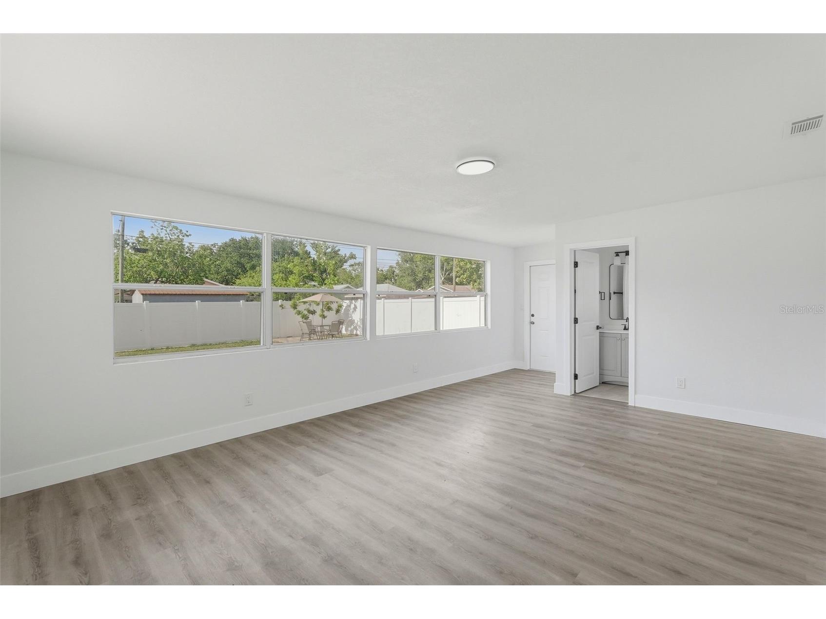 4075 38th Avenue N Saint Petersburg FL 33713 TB8497767 image24