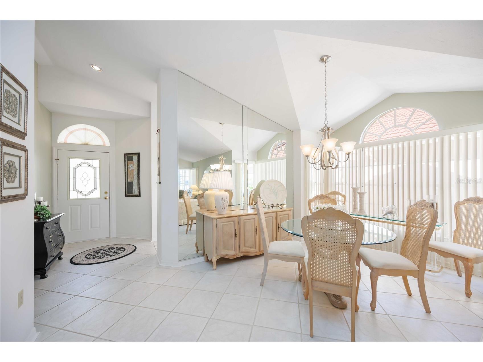 4076 Lyndhurst Court Sarasota FL 34235 A4681141 image10