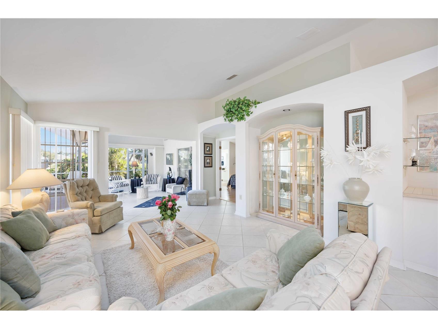 4076 Lyndhurst Court Sarasota FL 34235 A4681141 image12