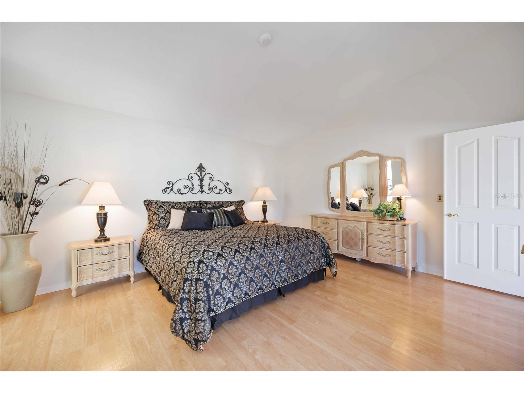 4076 Lyndhurst Court Sarasota FL 34235 A4681141 image26