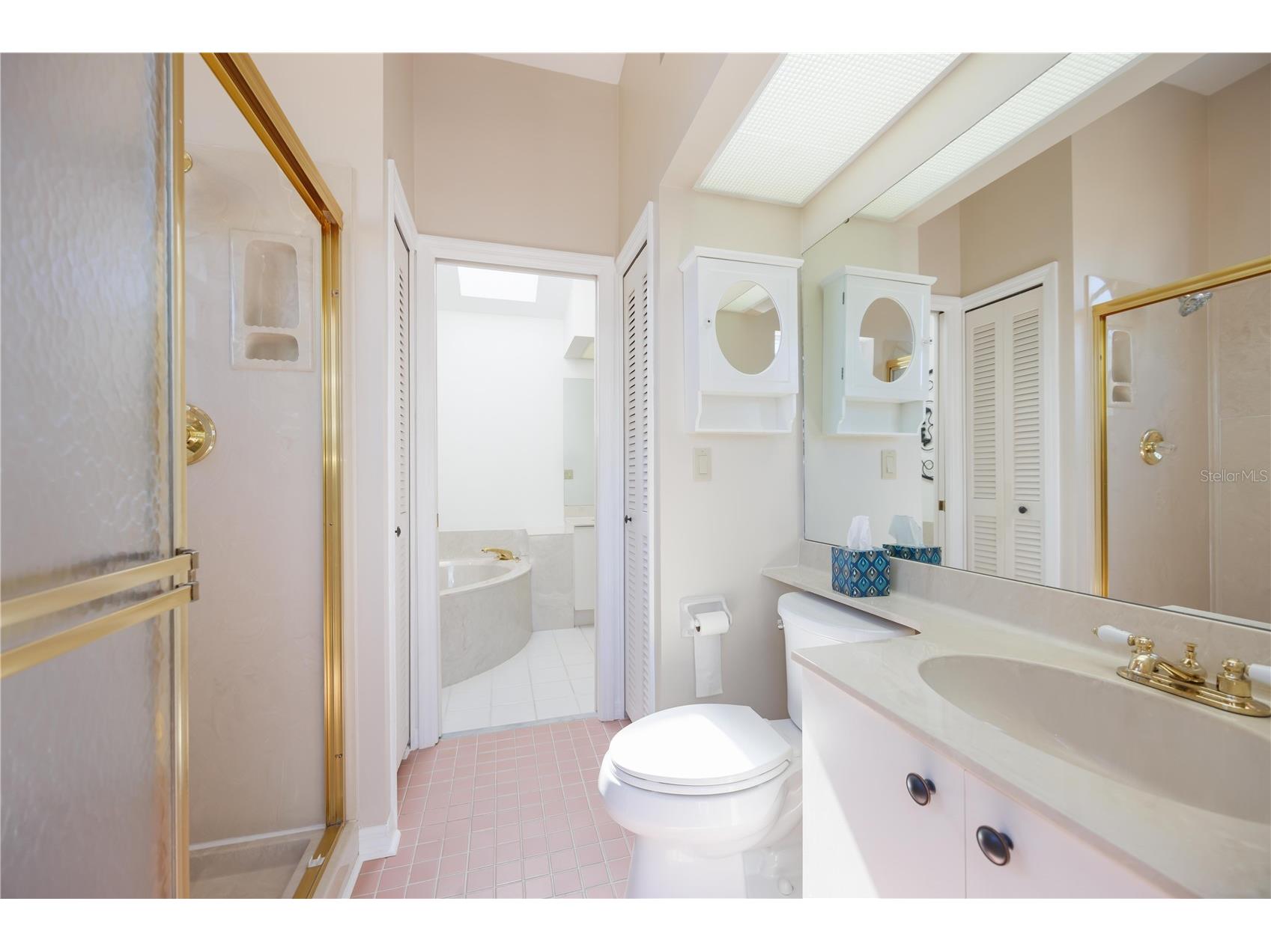 4076 Lyndhurst Court Sarasota FL 34235 A4681141 image34