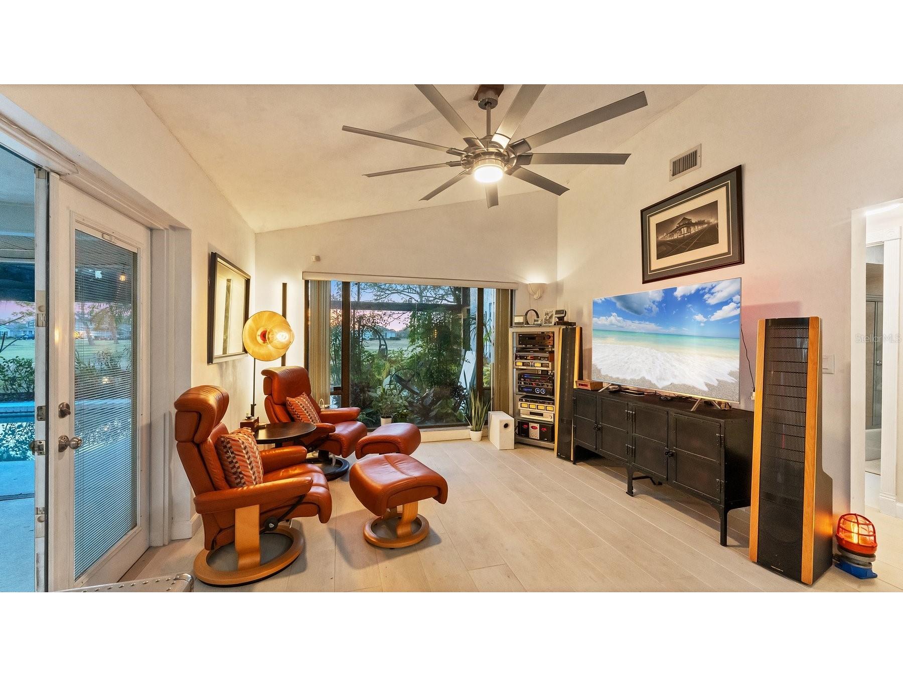 4076 Southwell Way Sarasota FL 34241 A4682589 image8