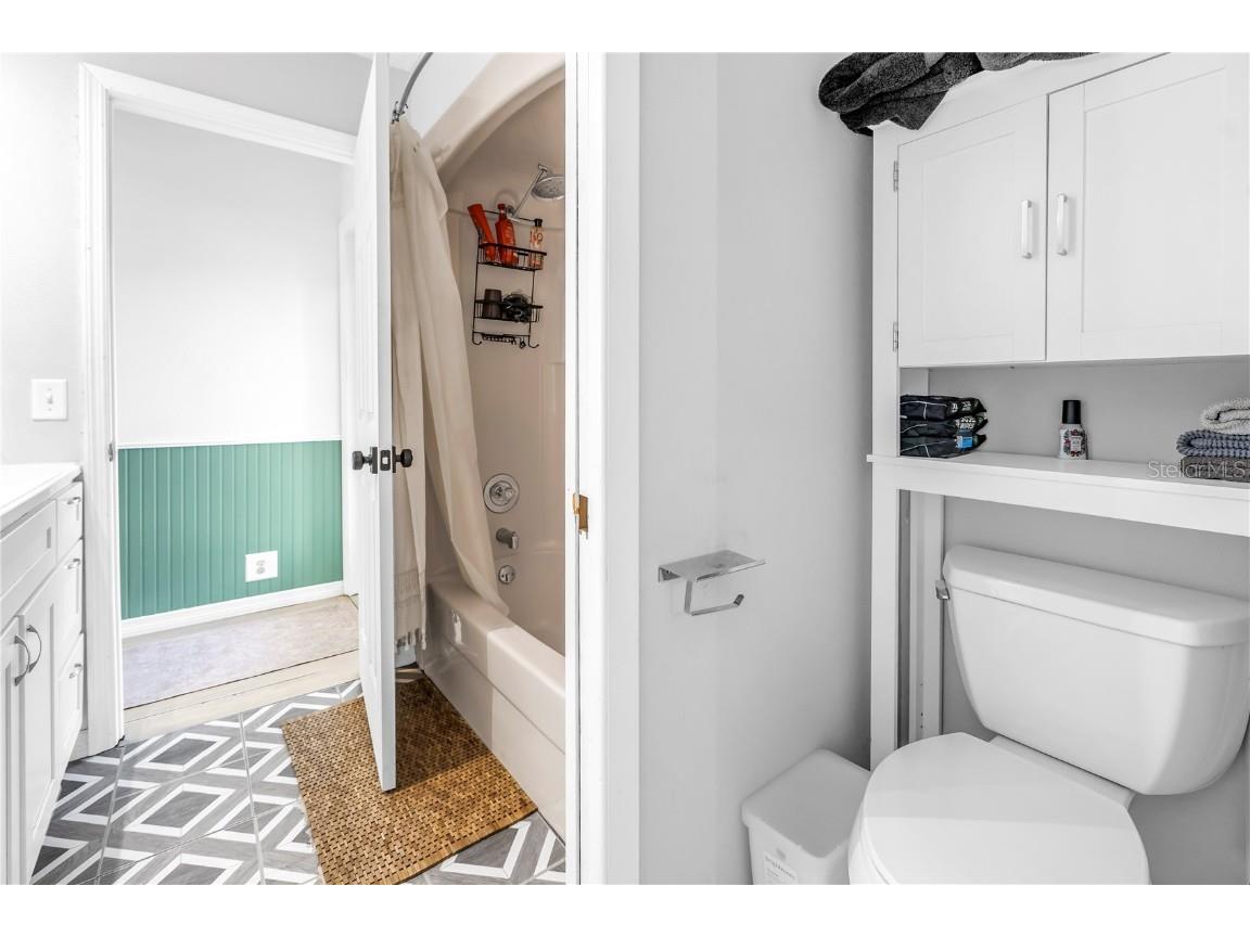 4078 Groveland Avenue Sarasota FL 34231 A4669478 image16