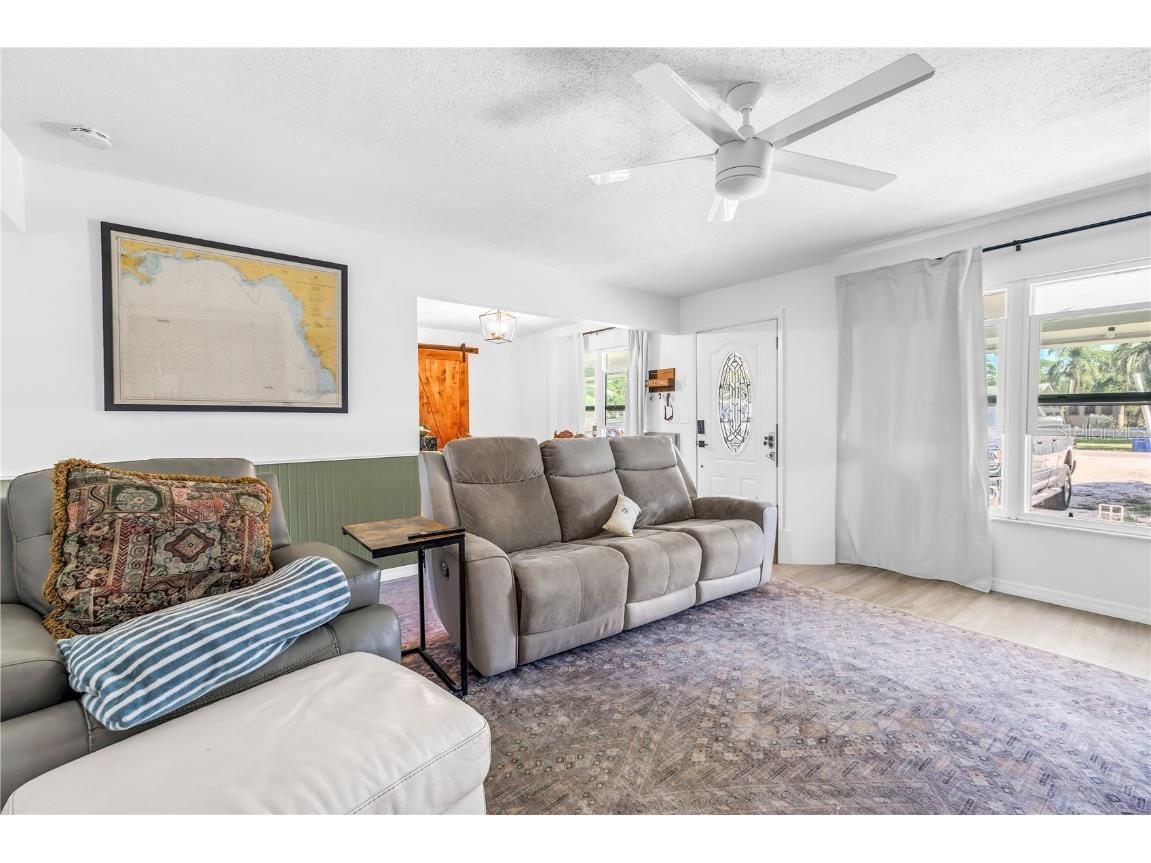 4078 Groveland Avenue Sarasota FL 34231 A4669478 image6