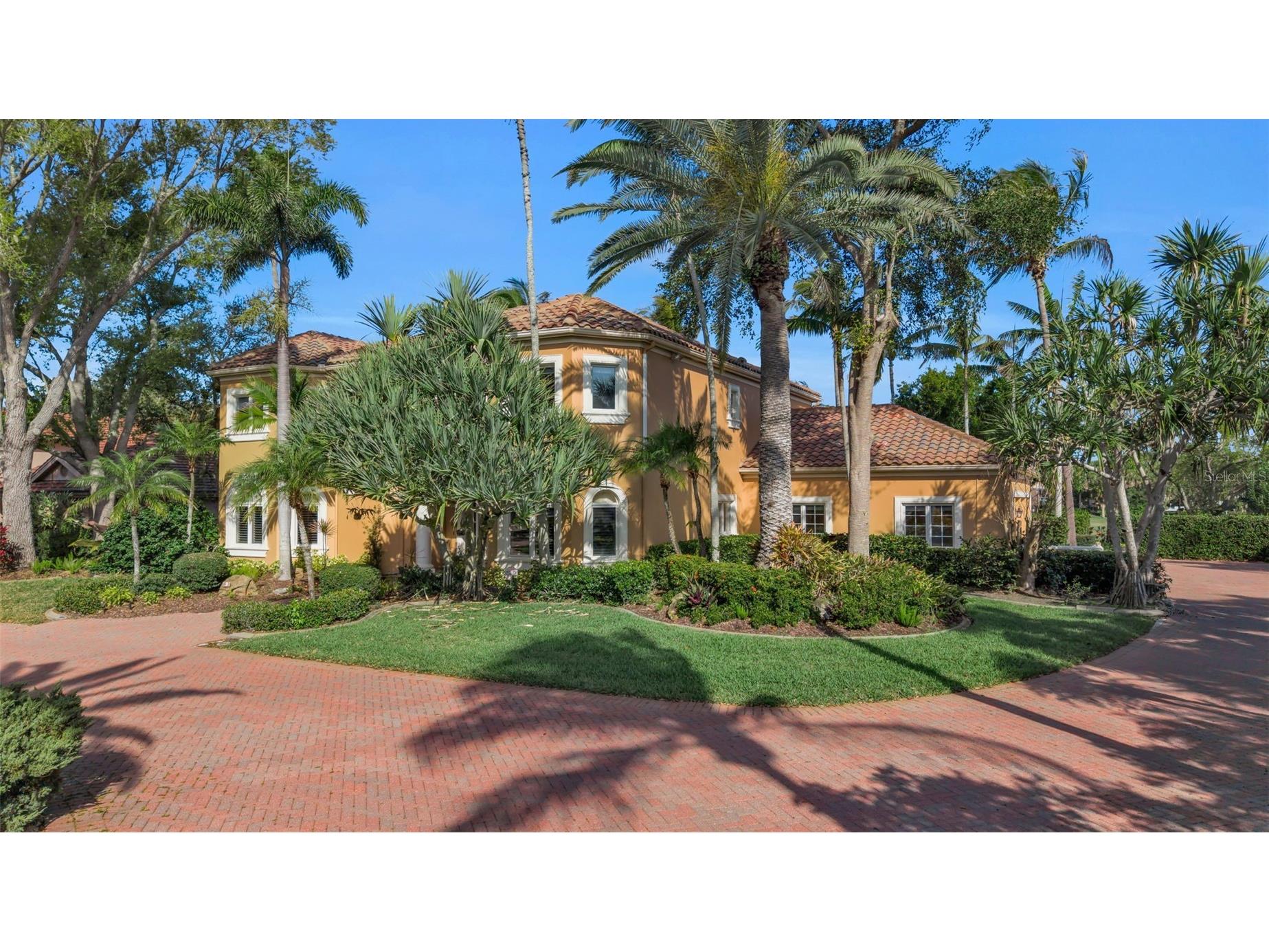 4079 Las Palmas Way Sarasota FL 34238 A4683982 image1