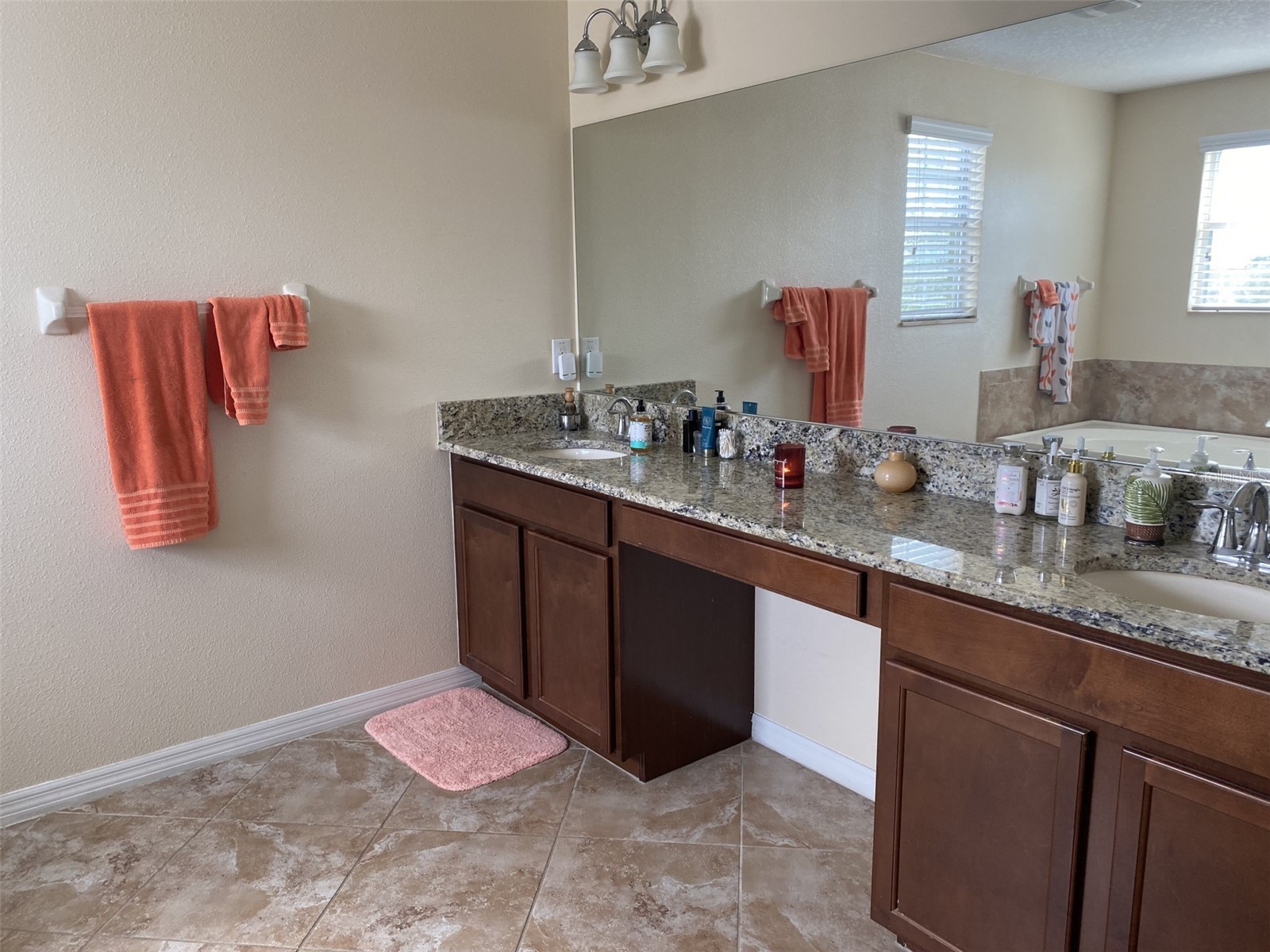 408 19th Street NW Ruskin FL 33570 A4699930 image9